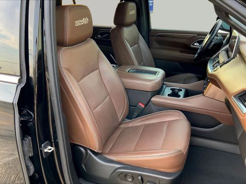 Used 2021 Chevrolet Tahoe High Country RWD image 9