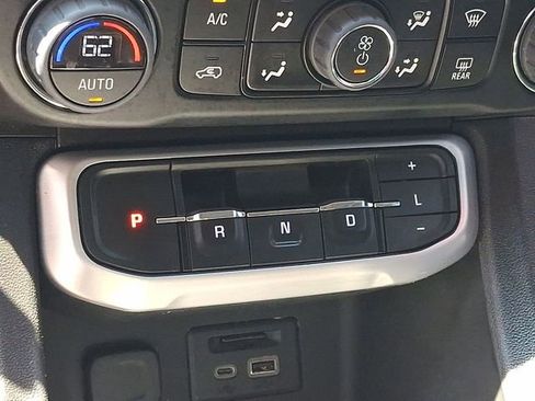 Used 2023 GMC Acadia SLE w/ Driver Convenience Package AWD/4WD image 15