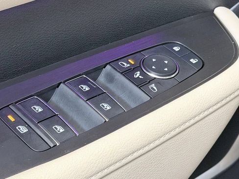 Used 2025 Nissan Armada Platinum w/ Convenience Package AWD/4WD image 12