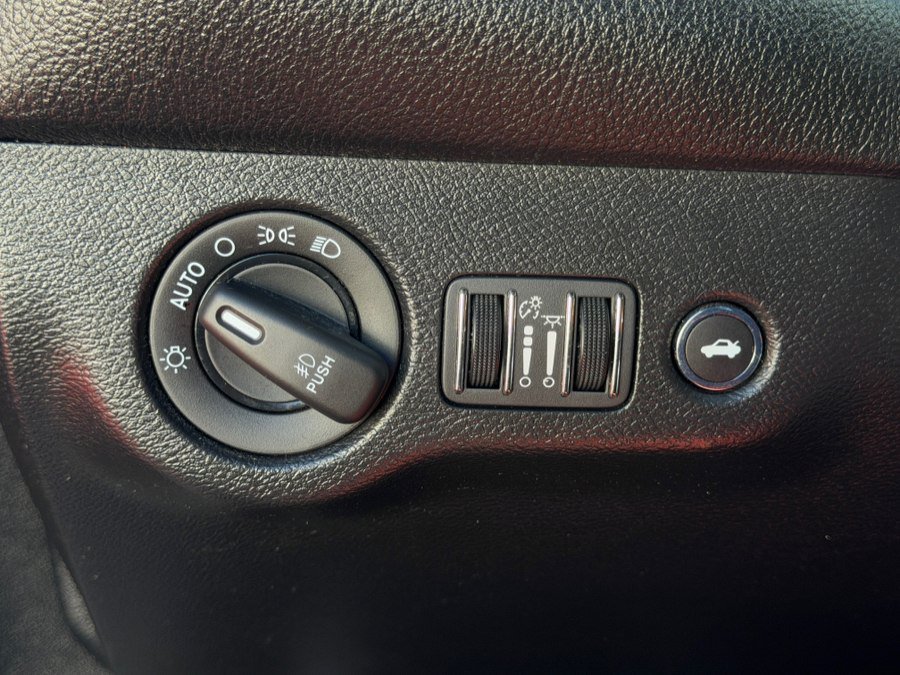 Used 2019 Dodge Challenger R/T w/ Plus Package RWD image 65