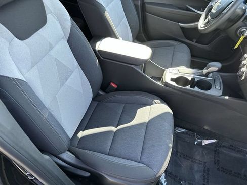 Used 2024 Chevrolet Trax LS FWD image 27