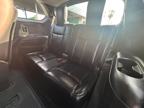 Used 2020 Nissan Pathfinder SL FWD image 6
