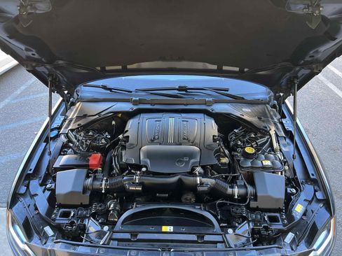 Used 2017 Jaguar XF S image 31