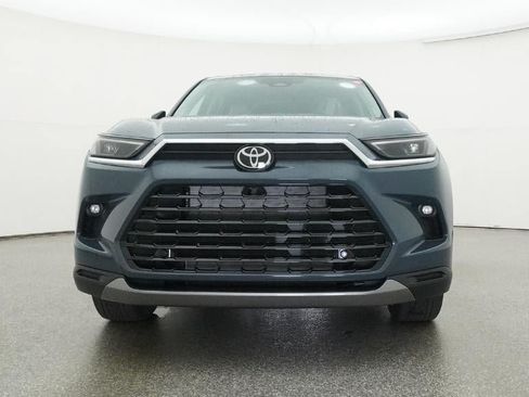 New 2026 Toyota Grand Highlander AWD image 31