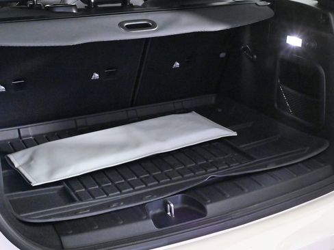 Used 2022 MINI Cooper Clubman S w/ Driver Assistance Package image 32