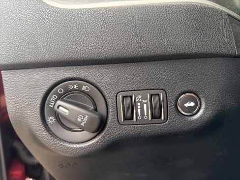 Used 2017 Dodge Charger R/T image 20