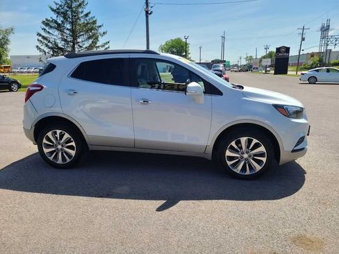 Used 2019 Buick Encore Preferred AWD/4WD image 5