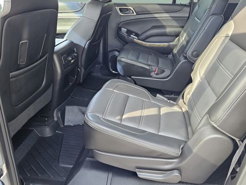 Used 2016 GMC Yukon XL Denali w/ Open Road Package AWD/4WD image 10