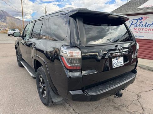 Used 2016 Toyota 4Runner SR5 image 4