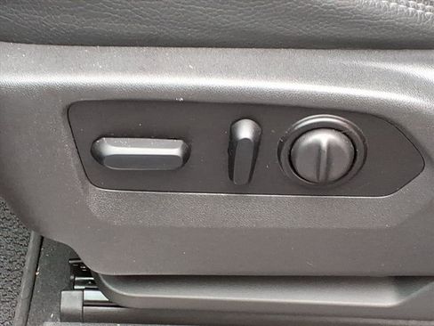 Used 2021 GMC Sierra 1500 Denali w/ Denali Ultimate Package image 22