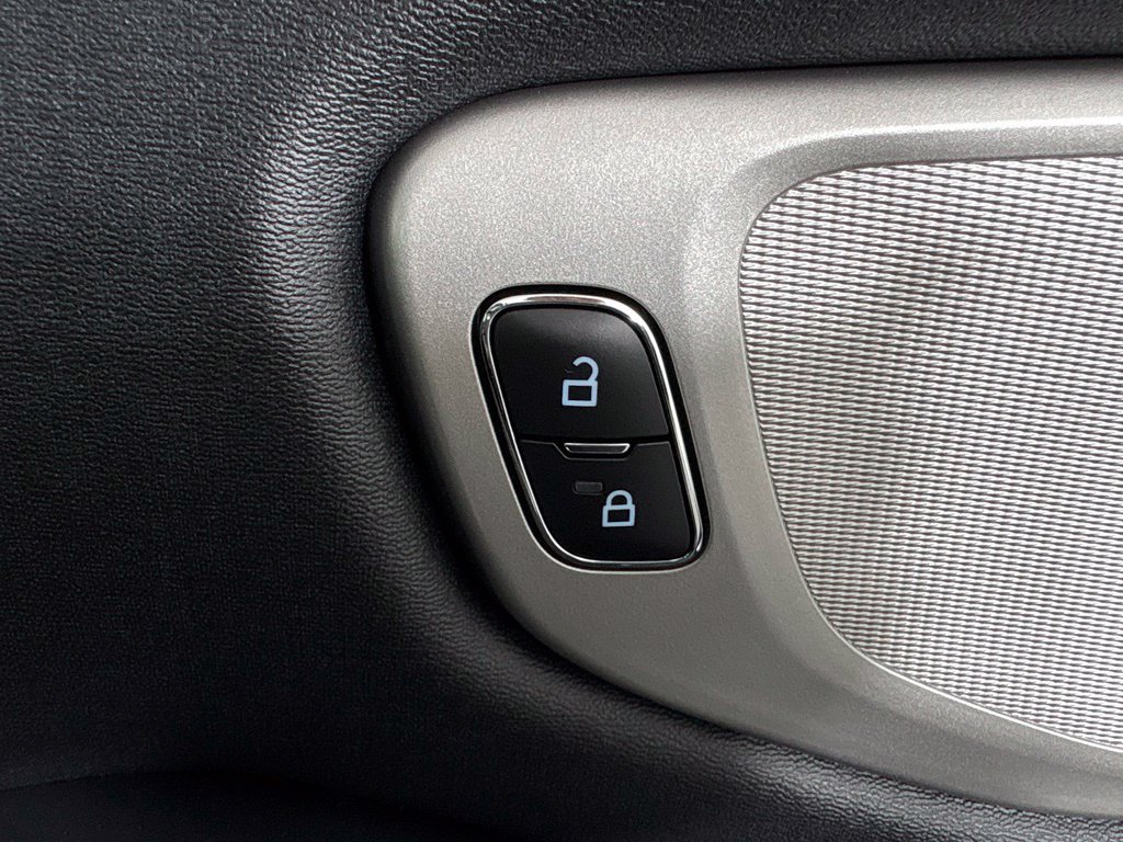 Used 2025 Ford Expedition Active RWD image 45