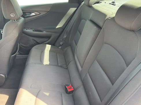 Used 2018 Chevrolet Malibu LS FWD image 37