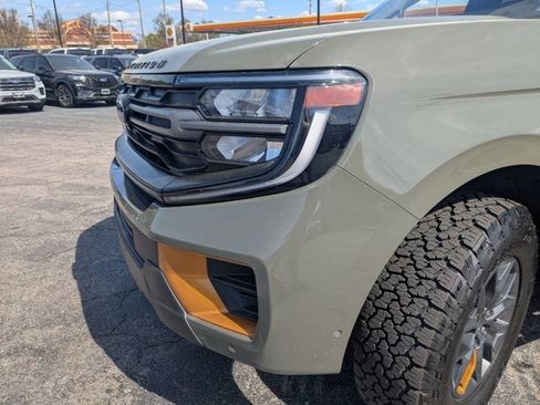 Certified 2025 Ford Expedition Tremor image 5