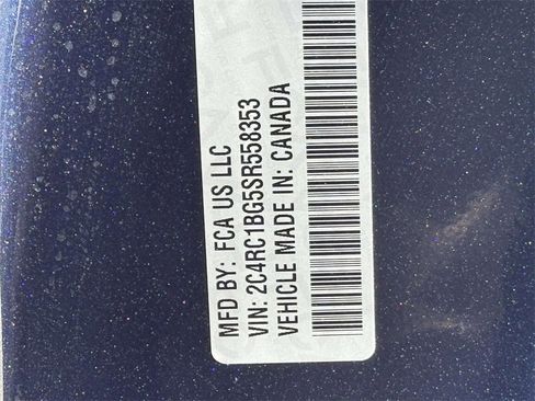 Used 2025 Chrysler Pacifica Select image 30