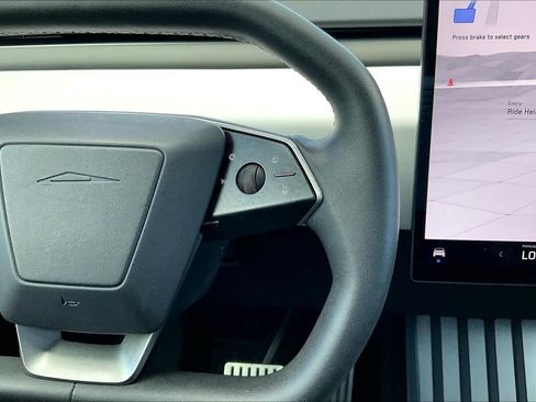 Used 2024 Tesla Cybertruck AWD Crew Cab image 25