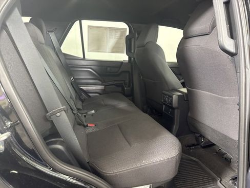 Used 2025 Toyota 4Runner SR5 image 5