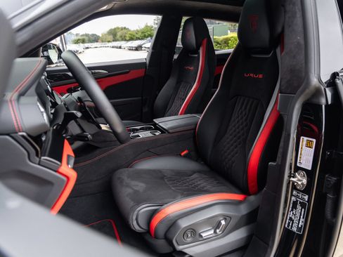 Used 2024 Lamborghini Urus S AWD/4WD image 24