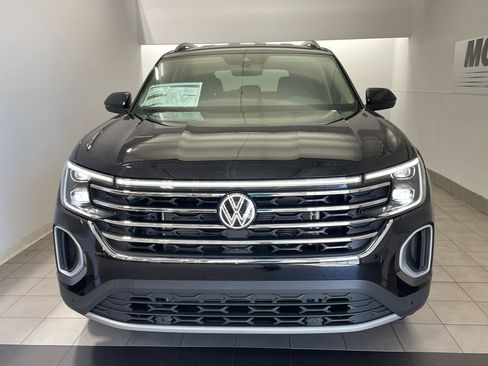 New 2026 Volkswagen Atlas SE image 2