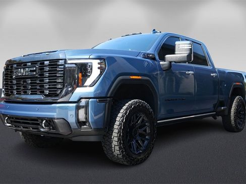 Used 2024 GMC Sierra 2500 Denali Ultimate image 7