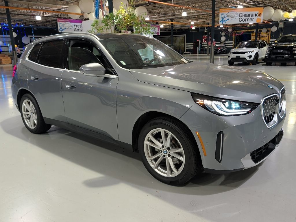 Certified 2025 BMW X3 xDrive30i AWD/4WD image 1