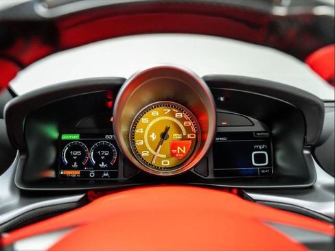 Used 2019 Ferrari GTC4Lusso image 24