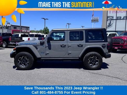 Used 2023 Jeep Wrangler Unlimited Rubicon 4xe w/ Cold Weather Group AWD/4WD image 2