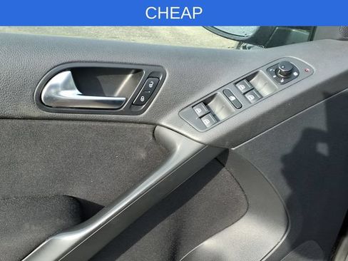 Used 2012 Volkswagen Tiguan S FWD image 10