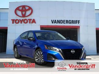 Used 2025 Nissan Altima 2.5 SV video 1