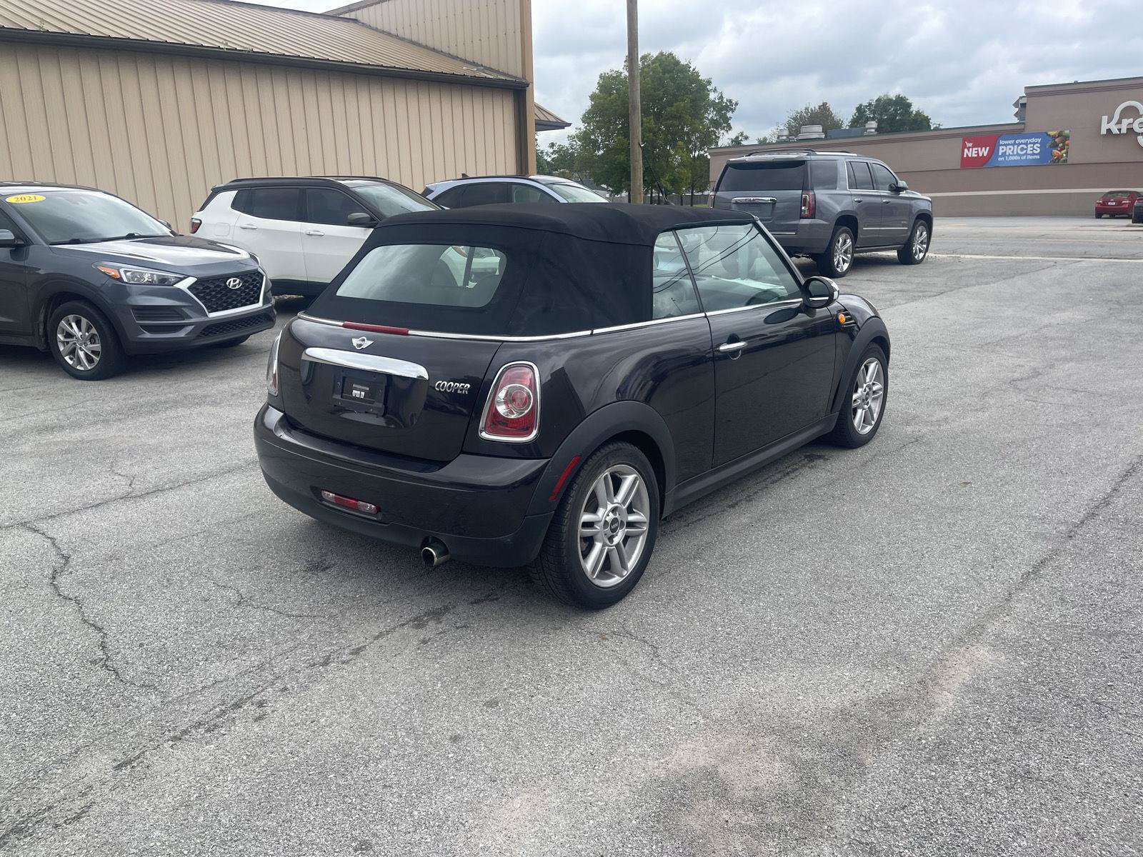 Used 2015 MINI Cooper Convertible FWD image 5