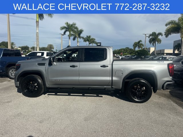 Used 2023 GMC Sierra 1500 Pro w/ Graphite Edition AWD/4WD image 10