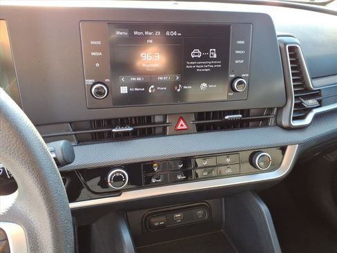 Used 2025 Kia Sportage LX FWD image 22