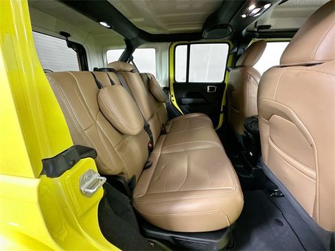 Used 2023 Jeep Wrangler Unlimited Sahara w/ Cold Weather Group image 28