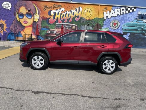 Used 2024 Toyota RAV4 LE AWD/4WD image 2