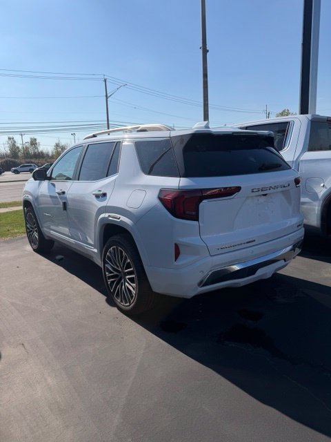 New 2027 GMC Terrain Denali AWD/4WD image 1