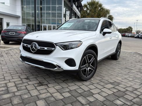 New 2026 Mercedes-Benz GLC 300 GLC 300 image 1