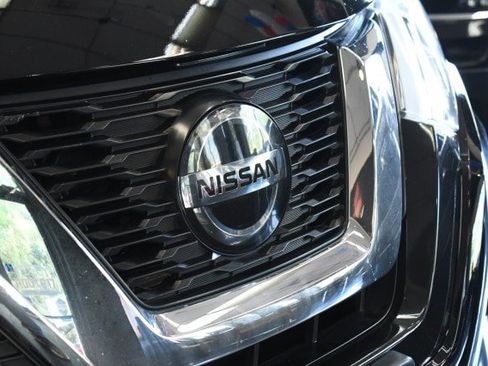 Used 2019 Nissan Rogue SV AWD/4WD image 5