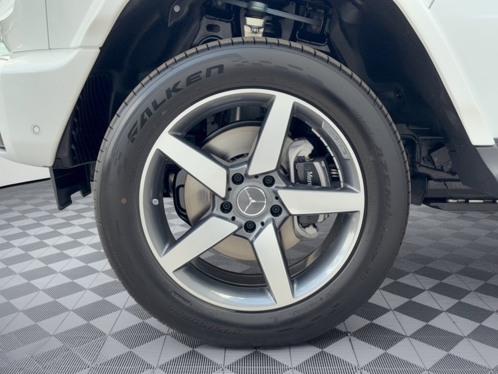 New 2027 Mercedes-Benz G 580 e image 13