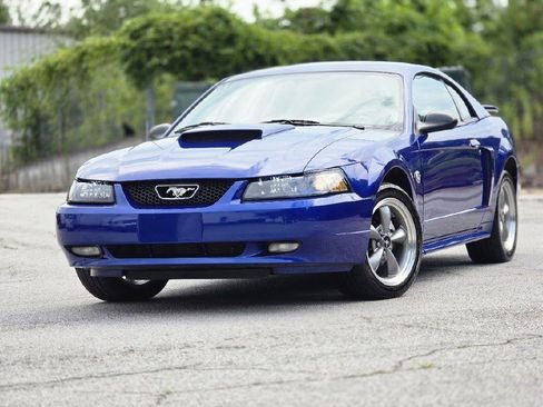 Used 2004 Ford Mustang GT RWD image 1
