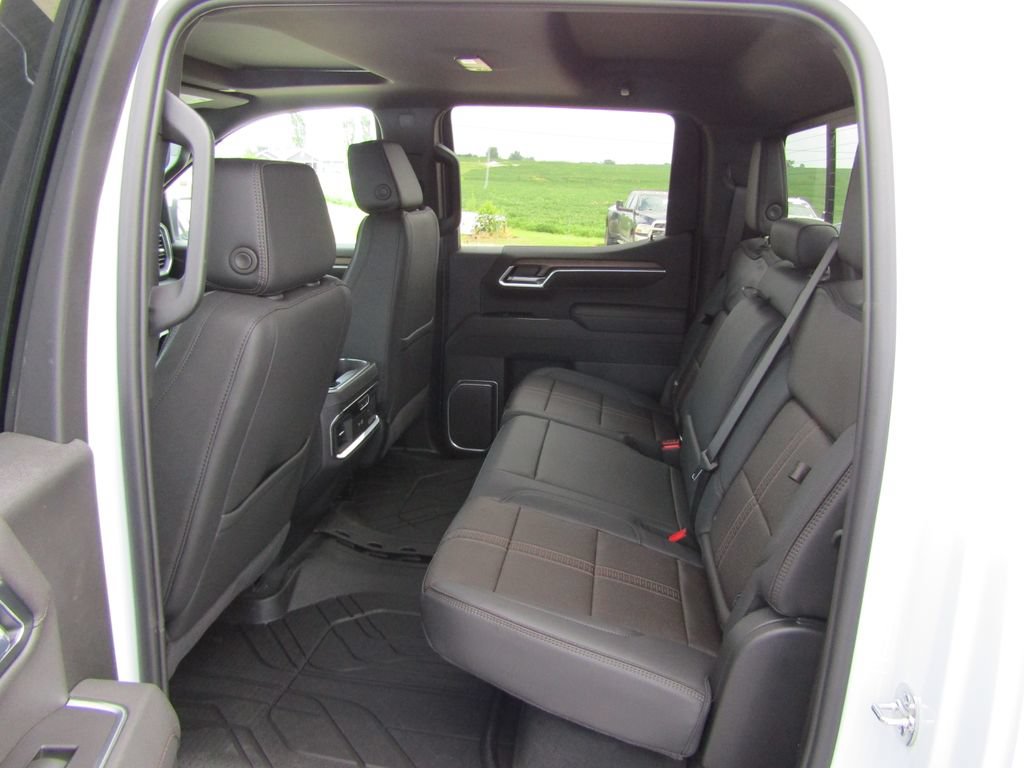 New 2026 Chevrolet Silverado 1500 High Country AWD/4WD image 41