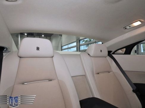 Used 2015 Rolls-Royce Wraith RWD image 20