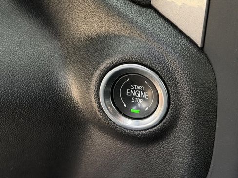 Certified 2024 Chevrolet Silverado 1500 Custom image 20