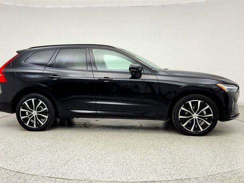 Used 2023 Volvo XC60 B5 Plus w/ Climate Package AWD/4WD image 4