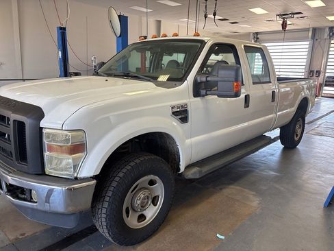 Used 2008 Ford F350 XL image 2