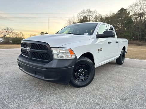 Used 2019 RAM 1500 Tradesman image 2