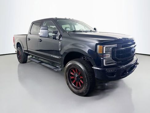 Used 2020 Ford F350 Lariat image 2