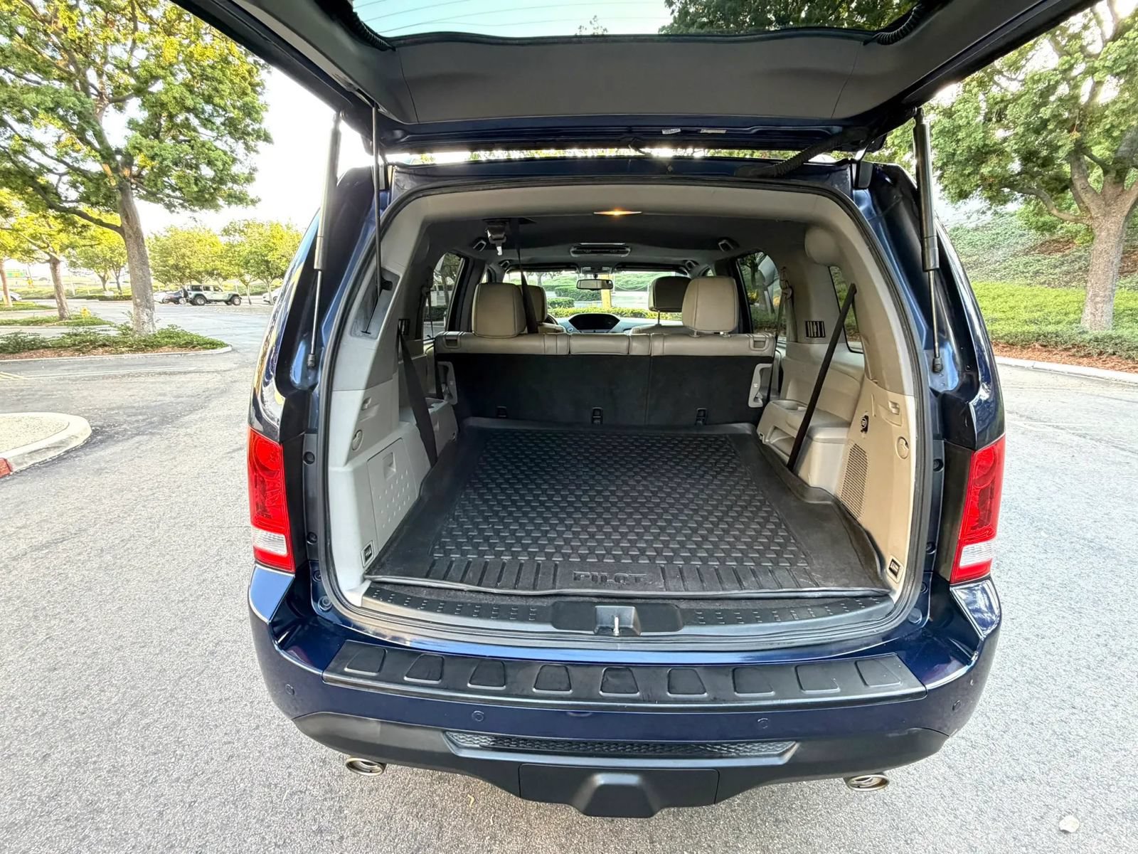 Used 2013 Honda Pilot Touring image 19