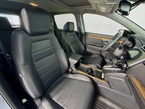 Used 2020 Honda CR-V Touring image 29