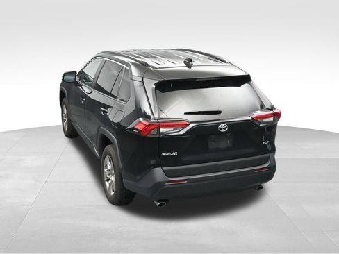 Used 2025 Toyota RAV4 XLE FWD image 20