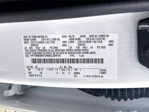 Used 2022 Ford F250 Lariat w/ Black Appearance Package image 16