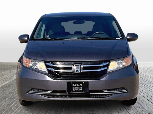 Used 2016 Honda Odyssey SE image 3